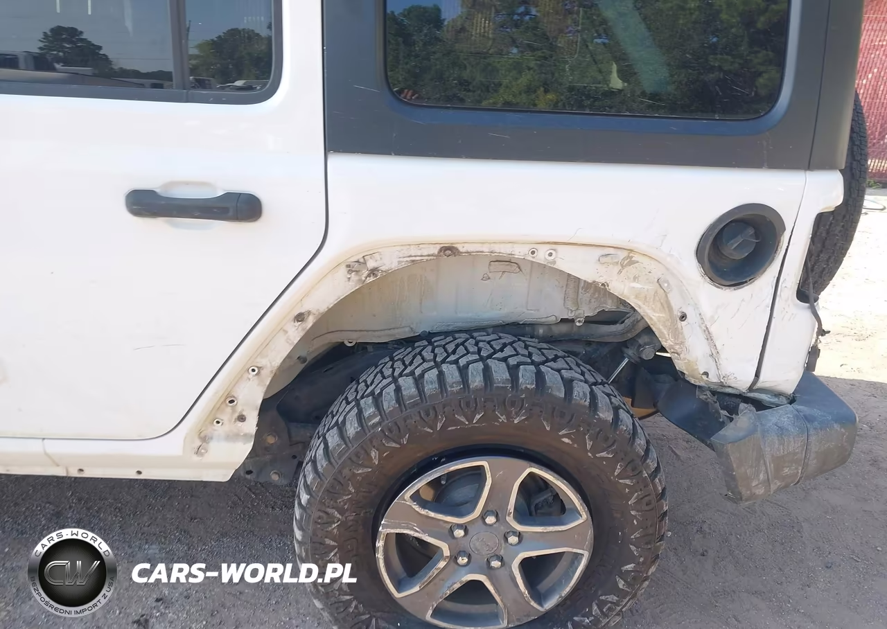 2018 Jeep Wrangler Unlimited Sport S 4X4 VIN:1C4HJXDN8JW199067 - 6