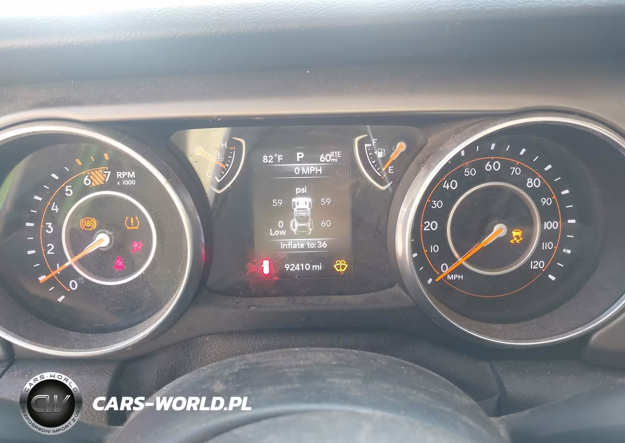 2018 Jeep Wrangler Unlimited Sport S 4X4 VIN:1C4HJXDN8JW199067 - 7