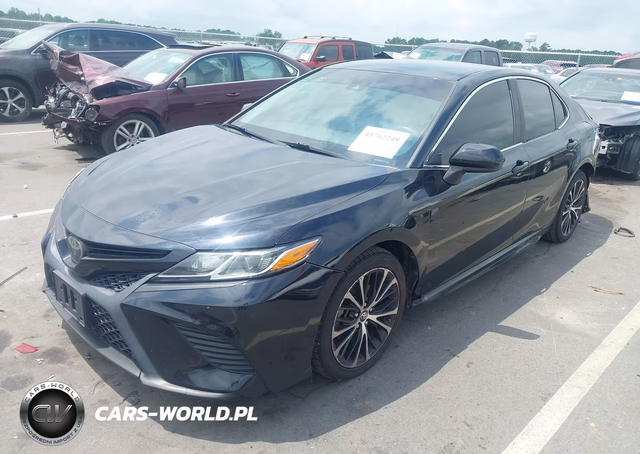 2018 Toyota Camry Se VIN:4T1B11HK3JU571425 - 2