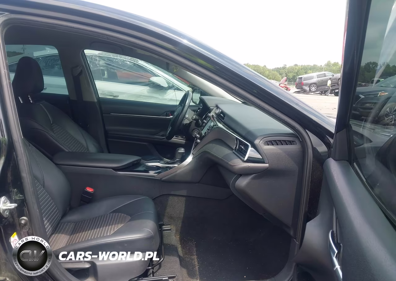 2018 Toyota Camry Se VIN:4T1B11HK3JU571425 - 5
