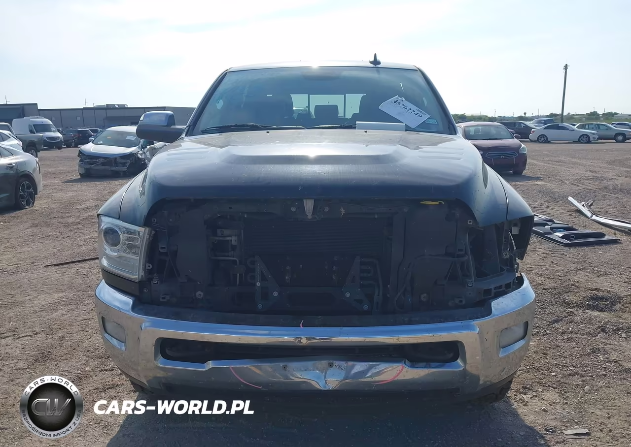 2015 Ram 2500 Laramie VIN:3C6UR5NJ2FG694174 - 13