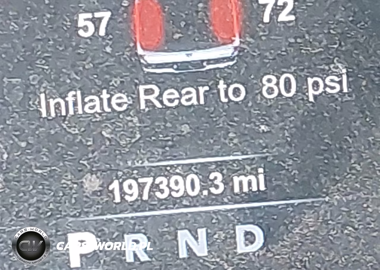 2015 Ram 2500 Laramie VIN:3C6UR5NJ2FG694174 - 16