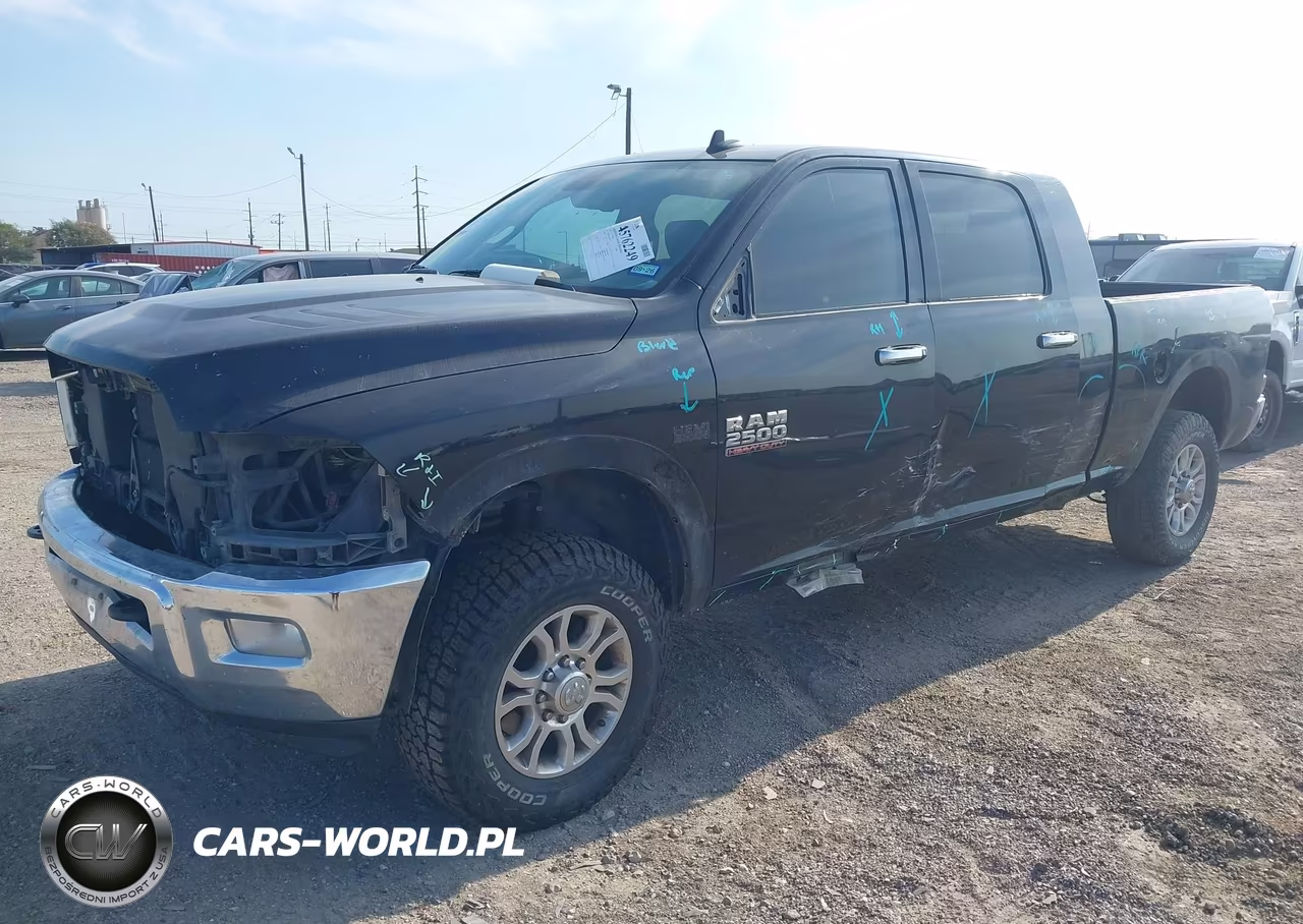 2015 Ram 2500 Laramie VIN:3C6UR5NJ2FG694174 - 2
