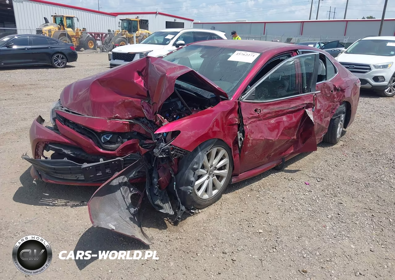 2020 Toyota Camry Le VIN:4T1C11AK8LU507639 - 2