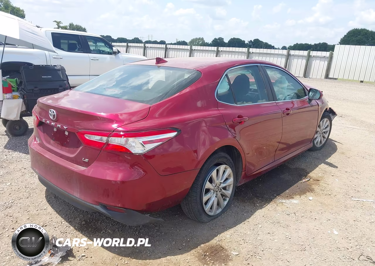 2020 Toyota Camry Le VIN:4T1C11AK8LU507639 - 4