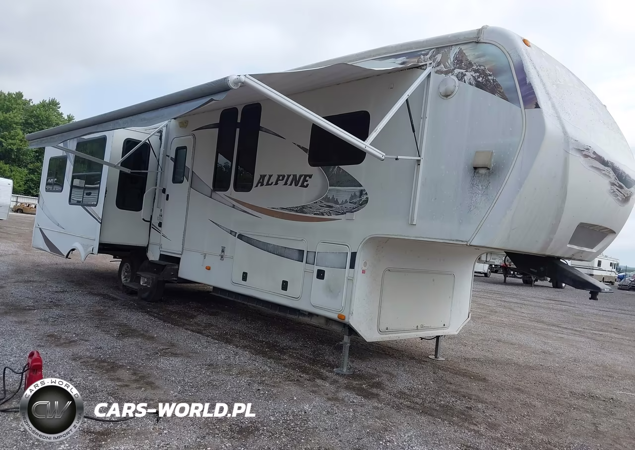 2010 Keystone Alpine M-3500
