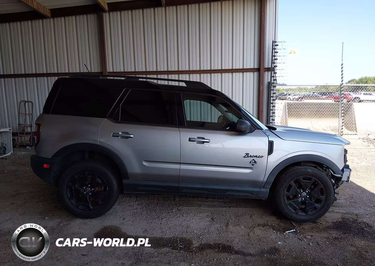 2021 Ford Bronco Sport Outer Banks VIN:3FMCR9C62MRA28729 - 13