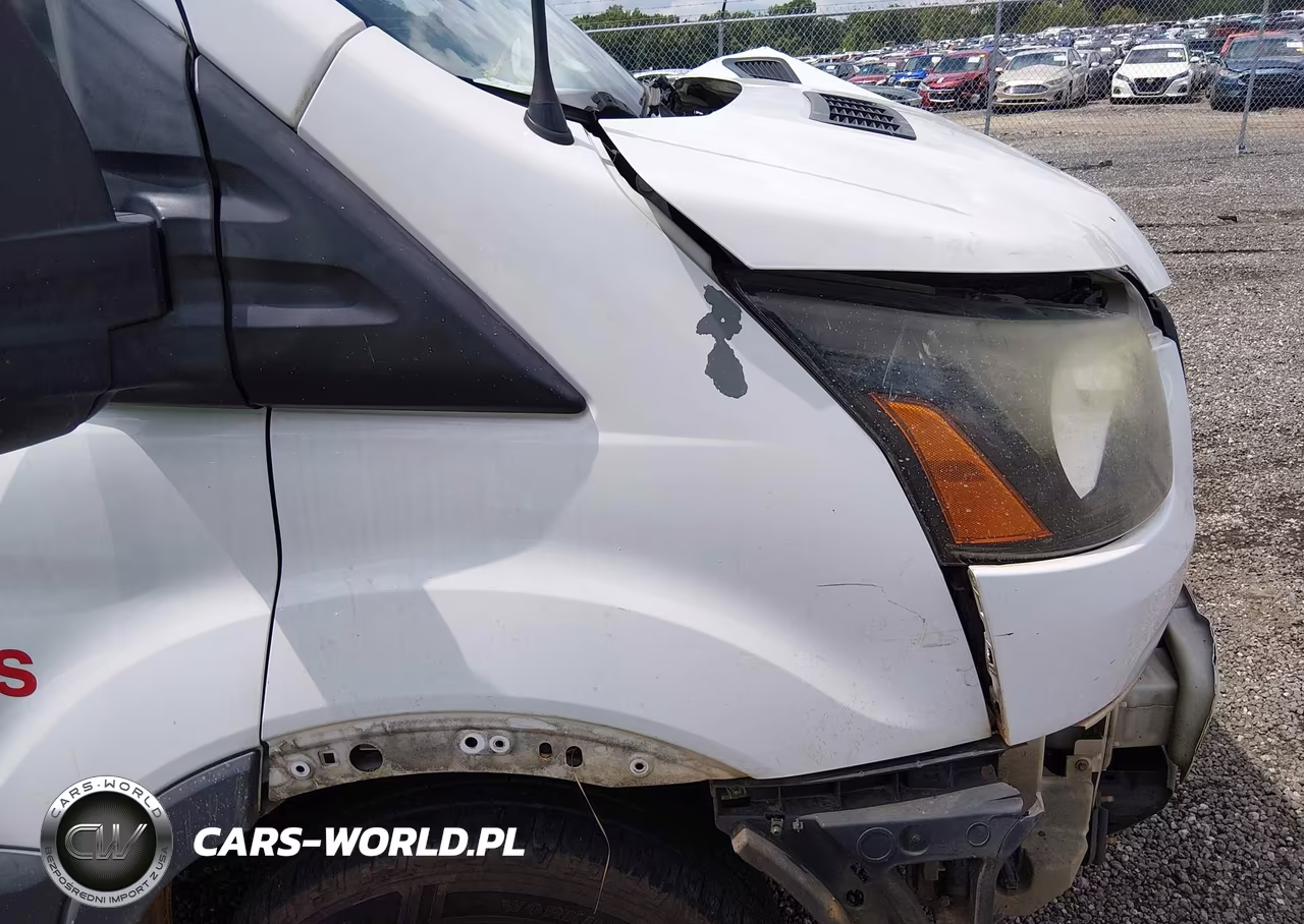 2015 Ford Transit-150 VIN:1FTNE2CM3FKA93207 - 18