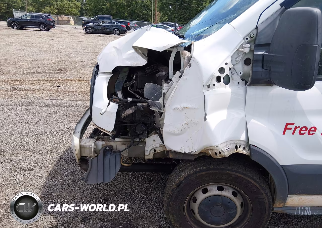 2015 Ford Transit-150 VIN:1FTNE2CM3FKA93207 - 19