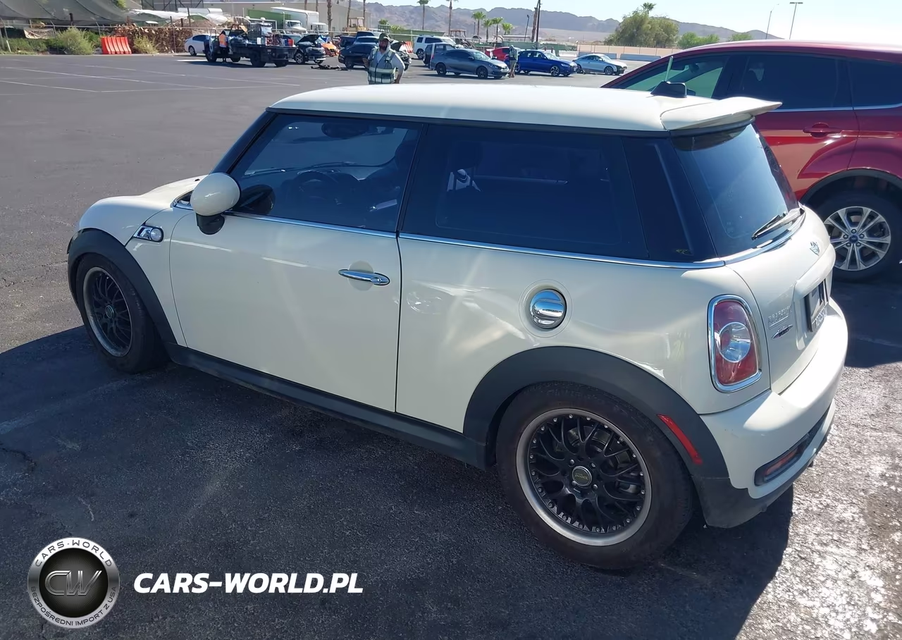 2013 Mini Hardtop Cooper S VIN:WMWSV3C56DT477343 - 3