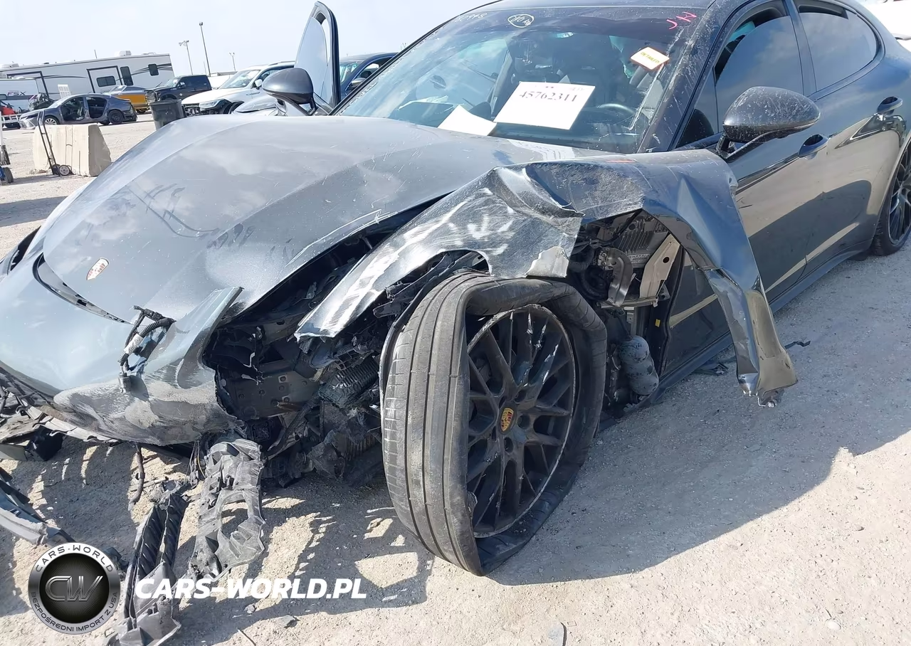 2017 Porsche Panamera 4S VIN:WP0AB2A71HL122298 - 6