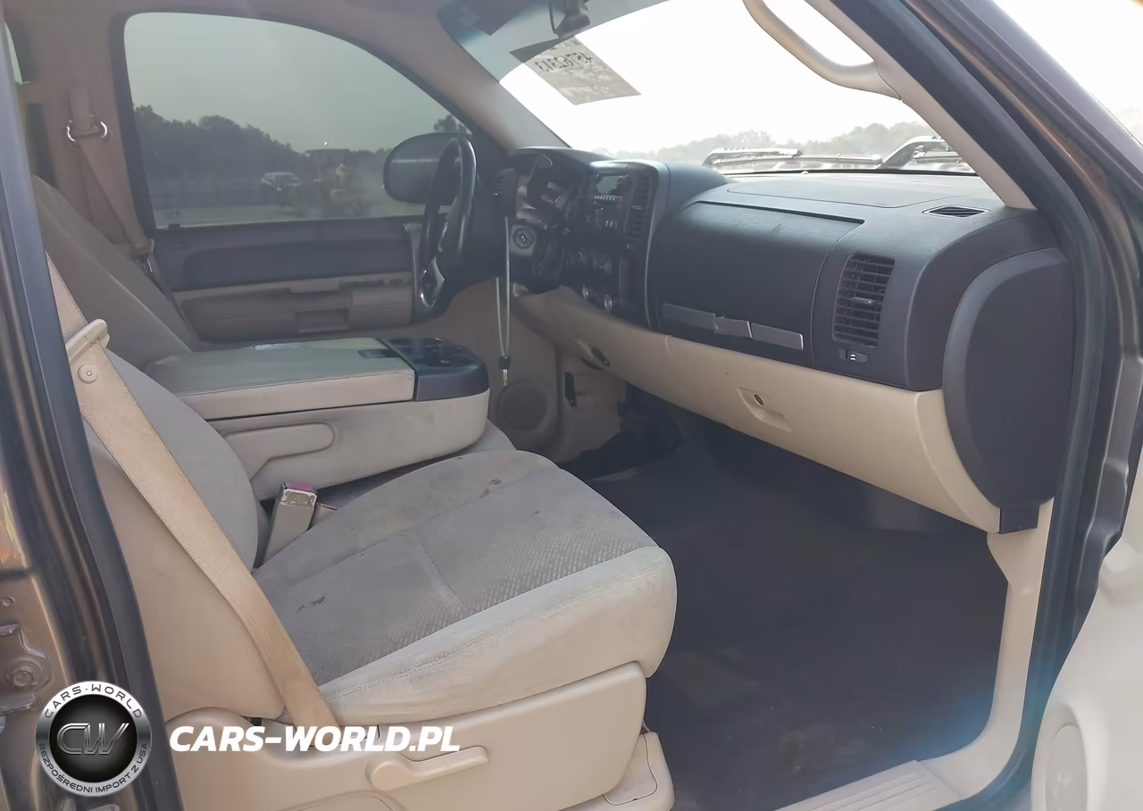 2008 Chevrolet Silverado K1500 VIN:2GCEK13J581281805 - 5