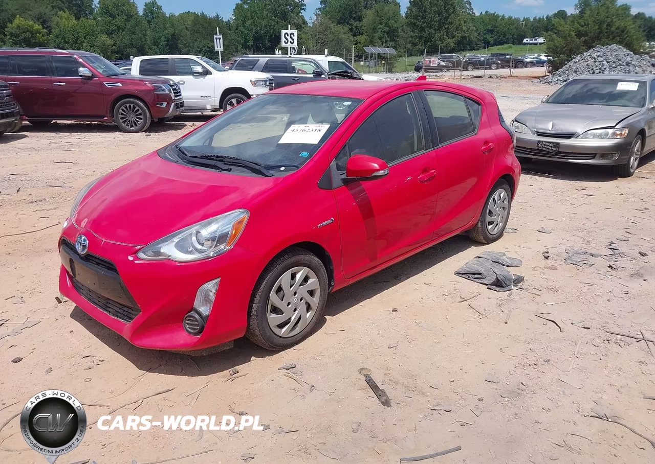 2015 Toyota Prius C Two VIN:JTDKDTB3XF1102592 - 2