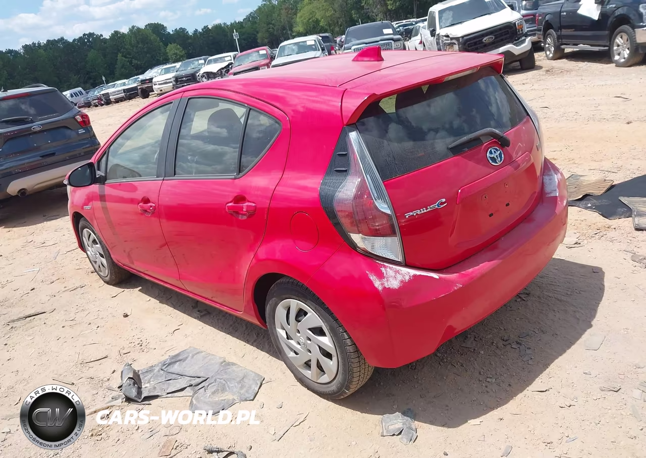 2015 Toyota Prius C Two VIN:JTDKDTB3XF1102592 - 3