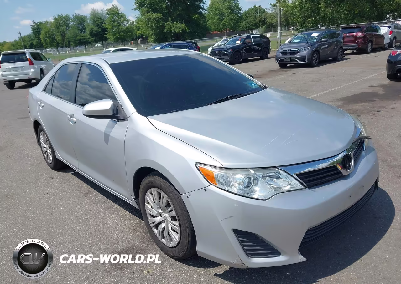 2012 Toyota Camry Le VIN:4T1BF1FK3CU024422 - 12