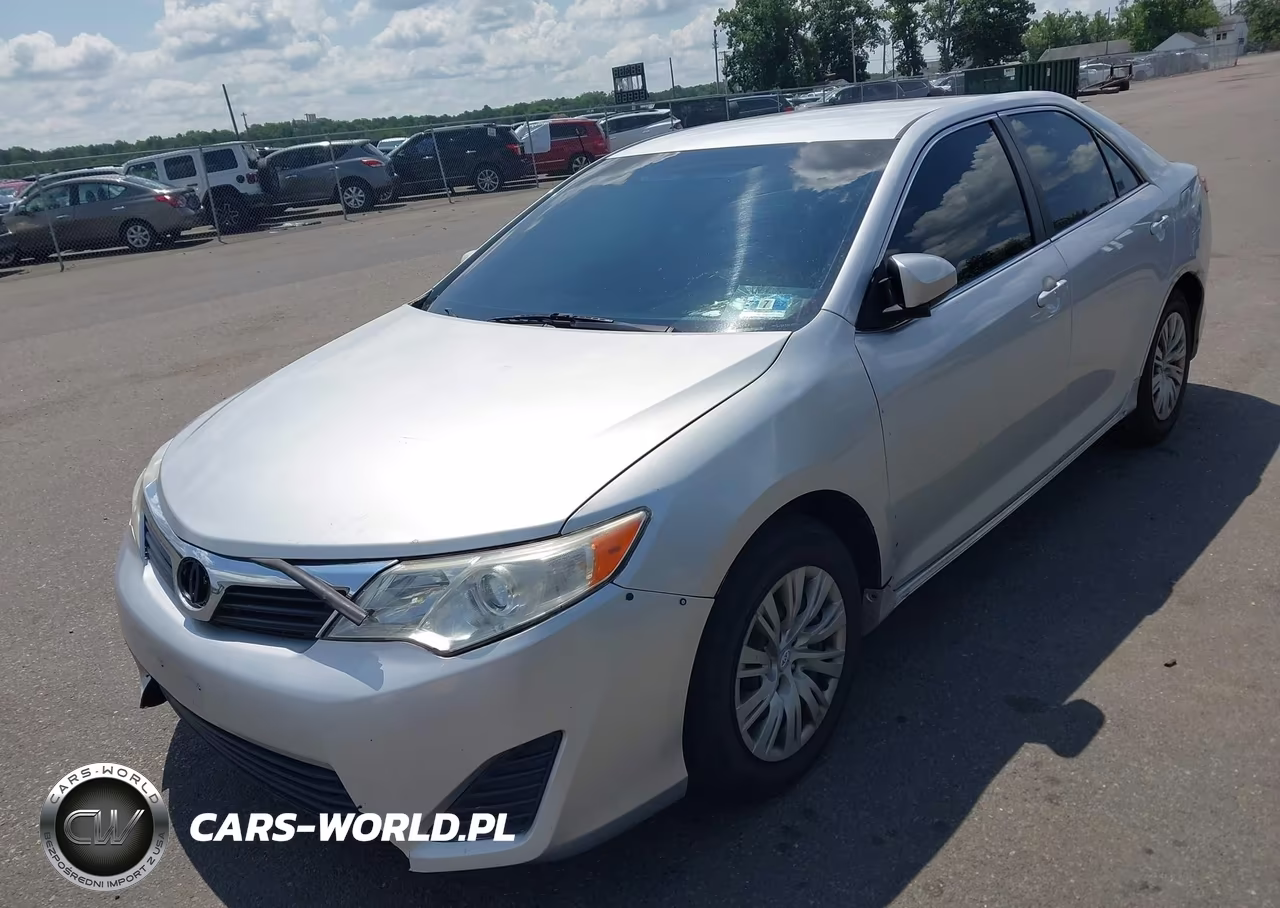 2012 Toyota Camry Le VIN:4T1BF1FK3CU024422 - 13