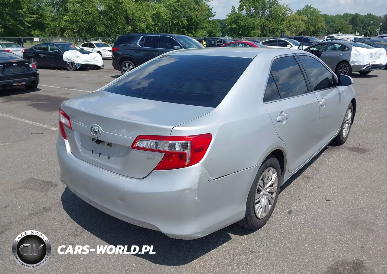2012 Toyota Camry Le VIN:4T1BF1FK3CU024422 - 4