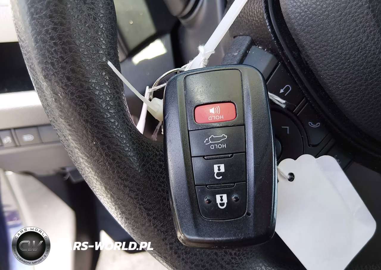 2019 Toyota Rav4 Xle VIN:JTMP1RFV2KJ023943 - 11