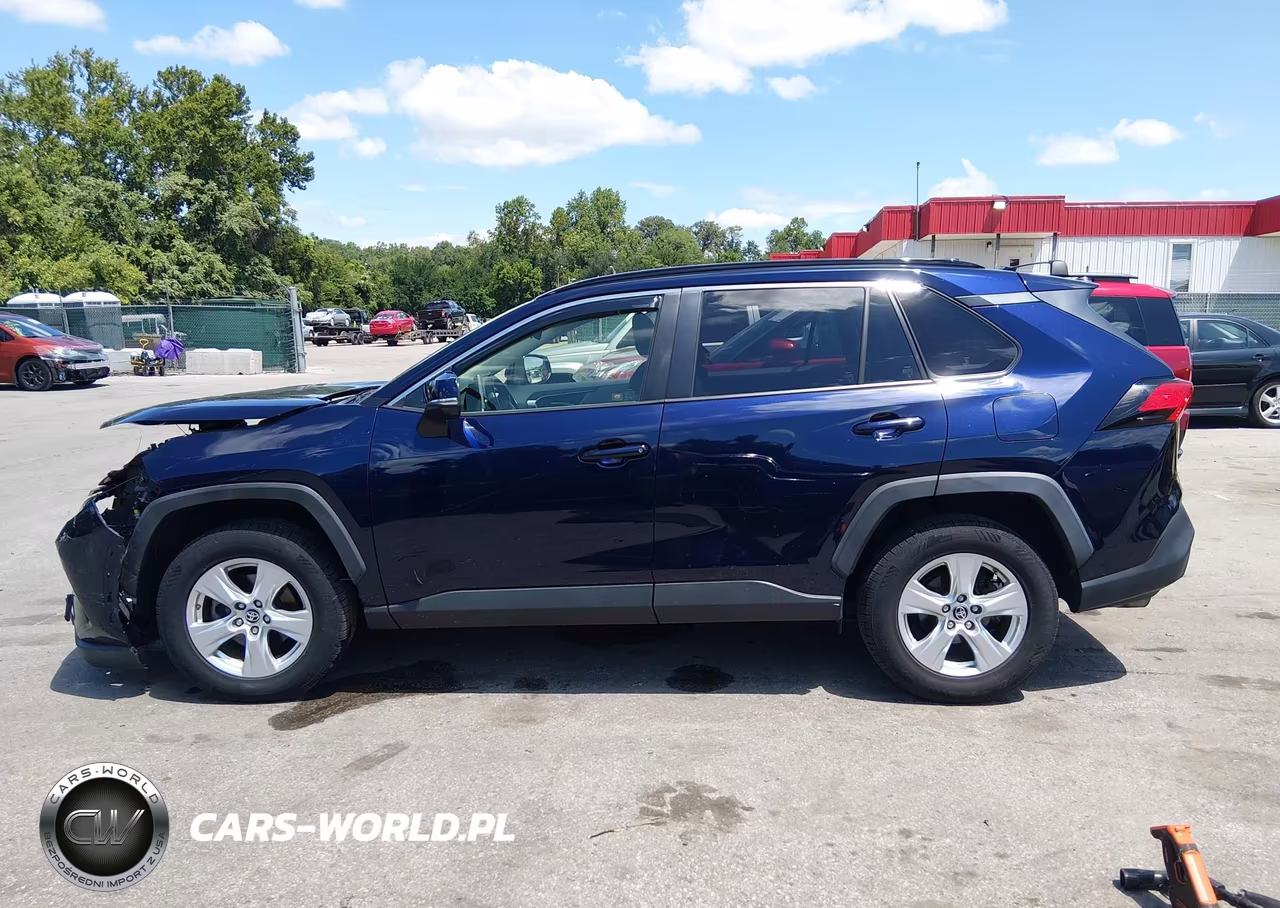2019 Toyota Rav4 Xle VIN:JTMP1RFV2KJ023943 - 15