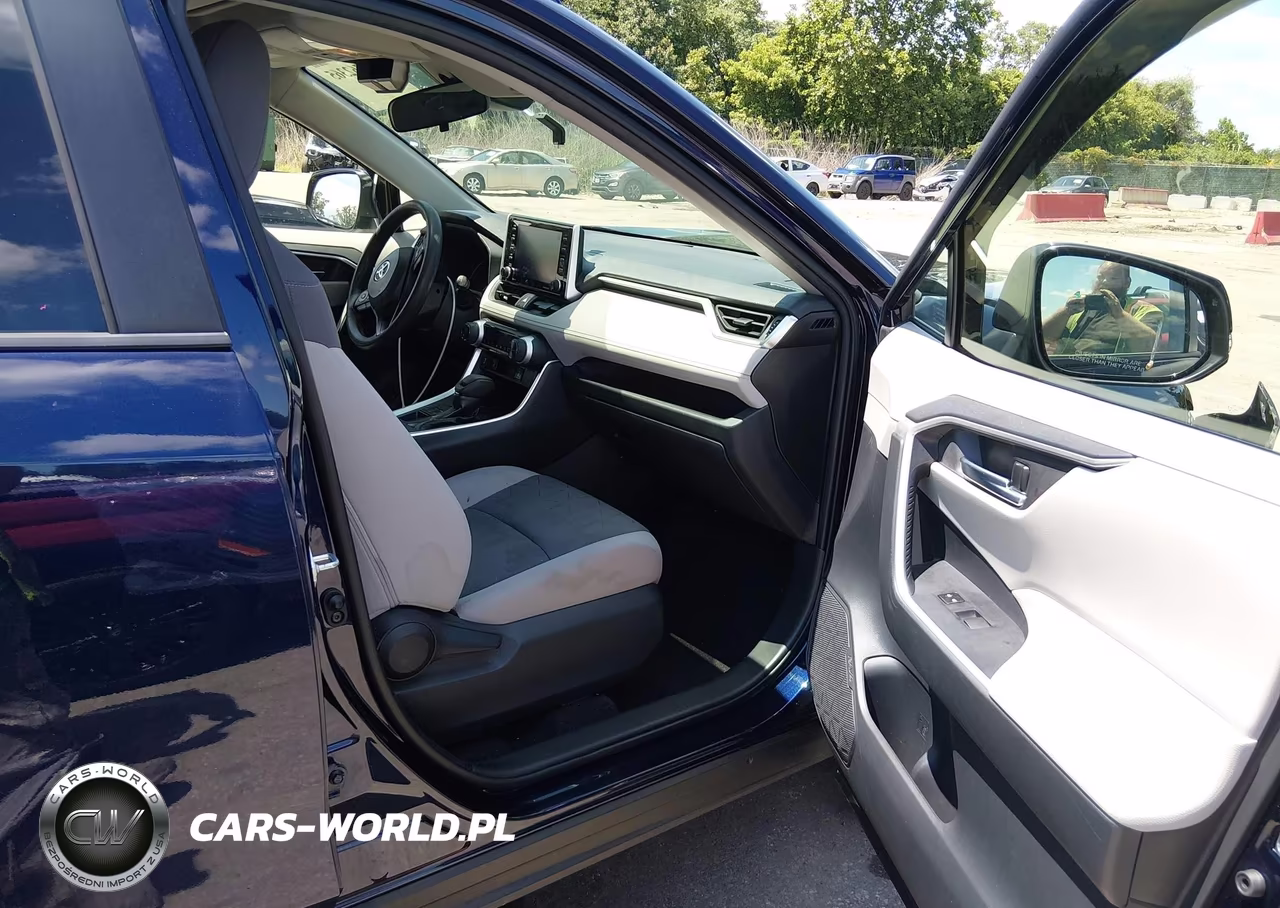 2019 Toyota Rav4 Xle VIN:JTMP1RFV2KJ023943 - 5