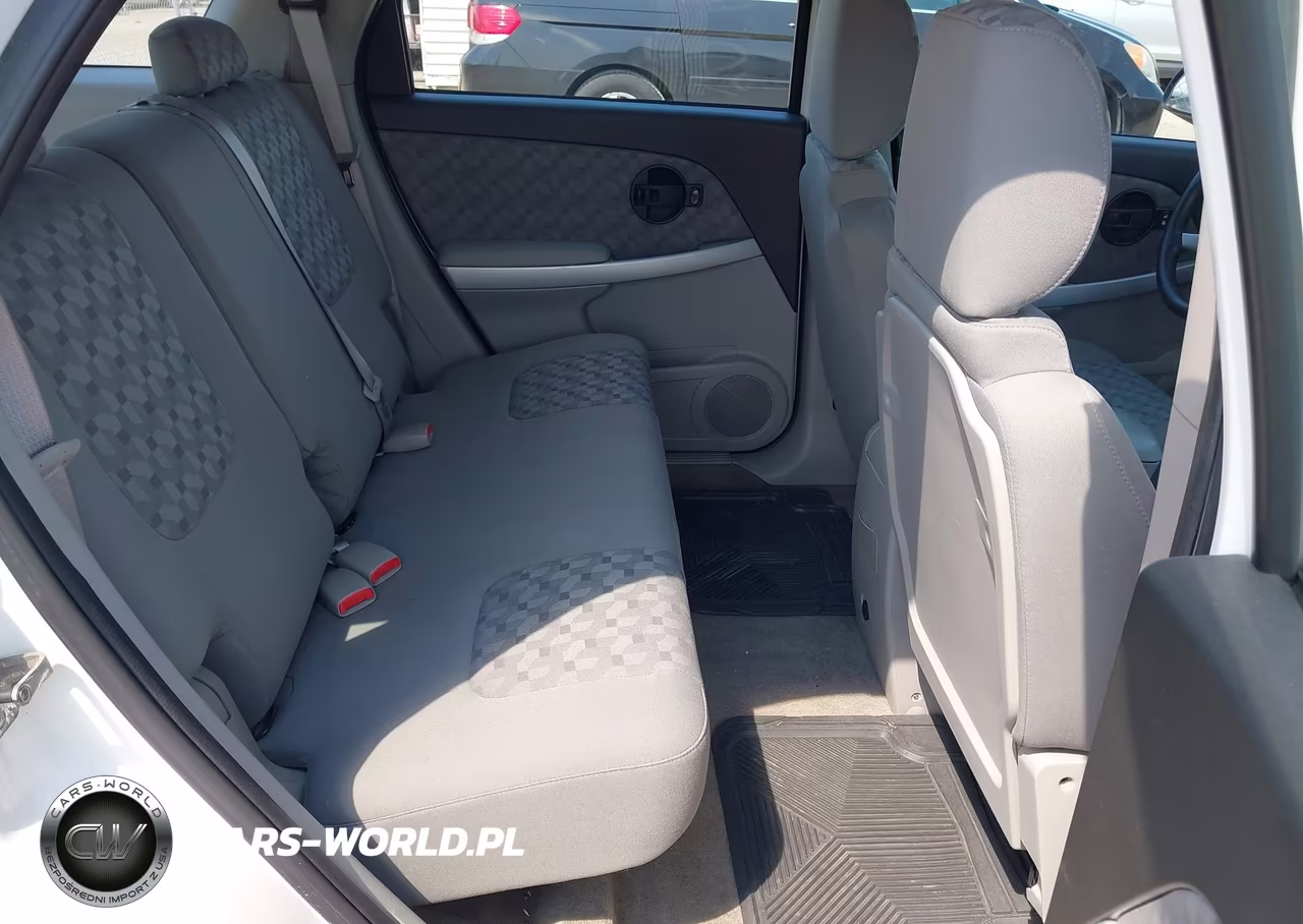 2008 Chevrolet Equinox Ls VIN:2CNDL13F686323580 - 8
