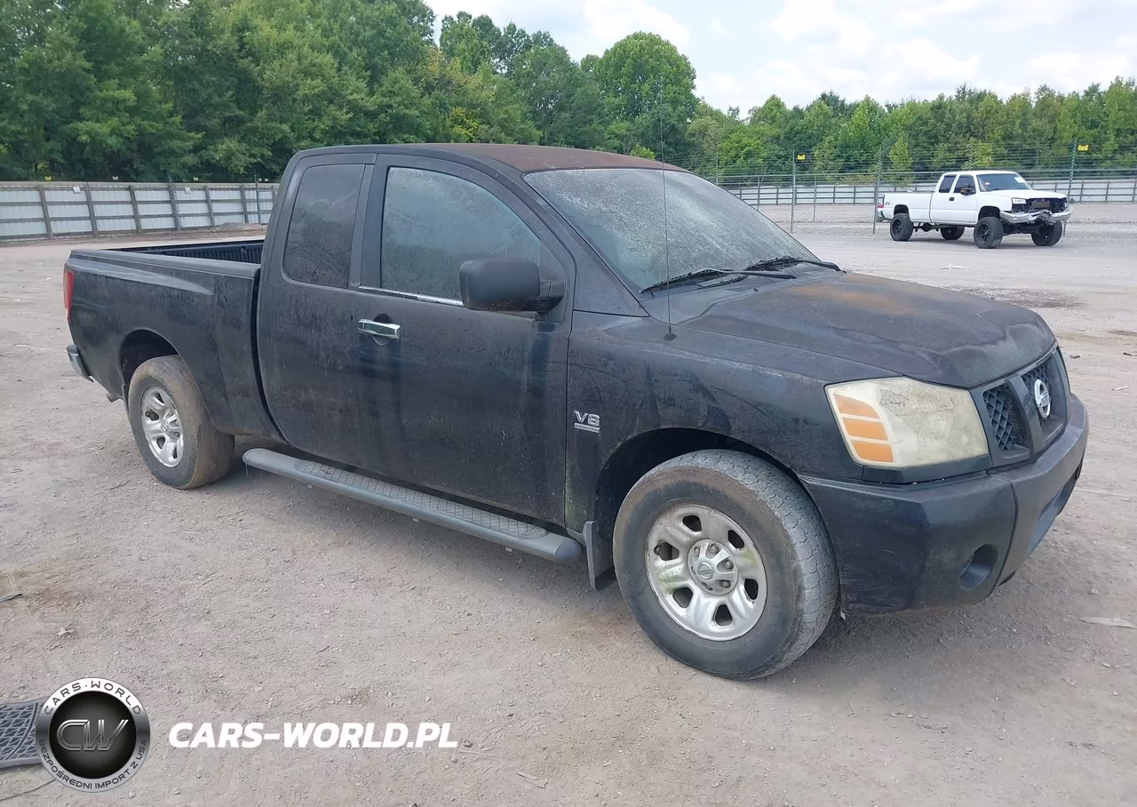 2004 Nissan Titan Xe