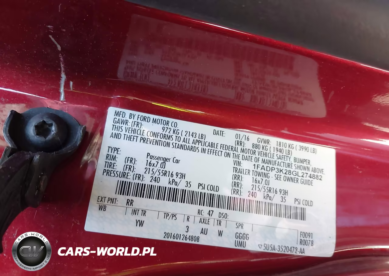 2016 Ford Focus Se VIN:1FADP3K28GL274882 - 9