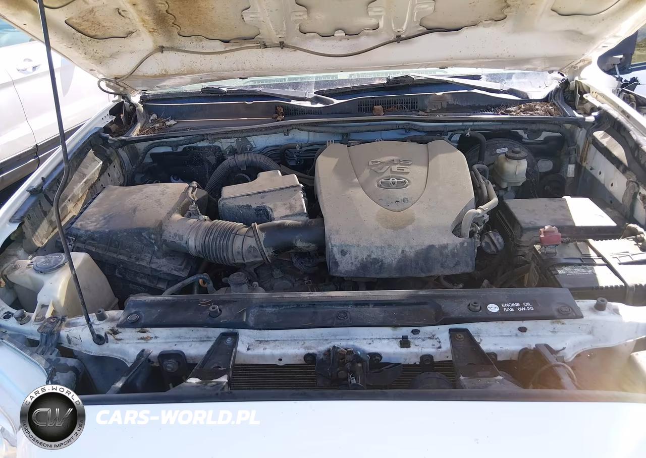 2017 Toyota Tacoma Sr V6 VIN:3TMCZ5AN1HM080573 - 10