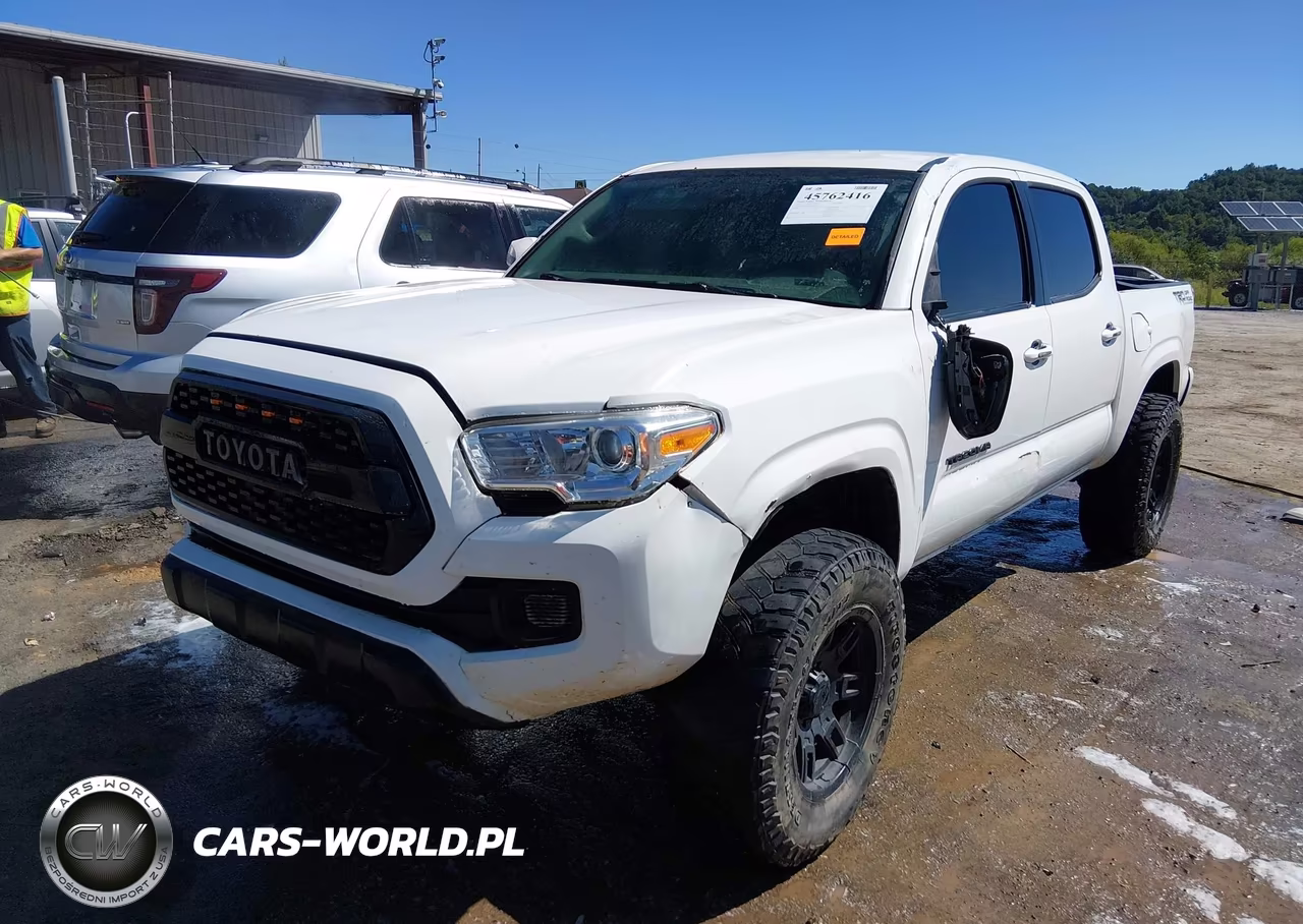 2017 Toyota Tacoma Sr V6 VIN:3TMCZ5AN1HM080573 - 2