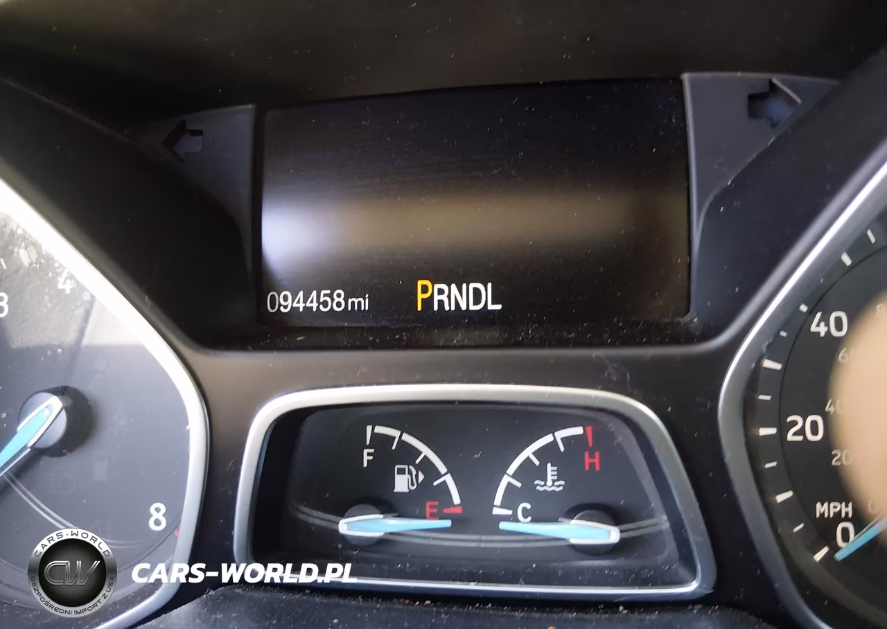 2018 Ford Focus S VIN:1FADP3E20JL204747 - 15
