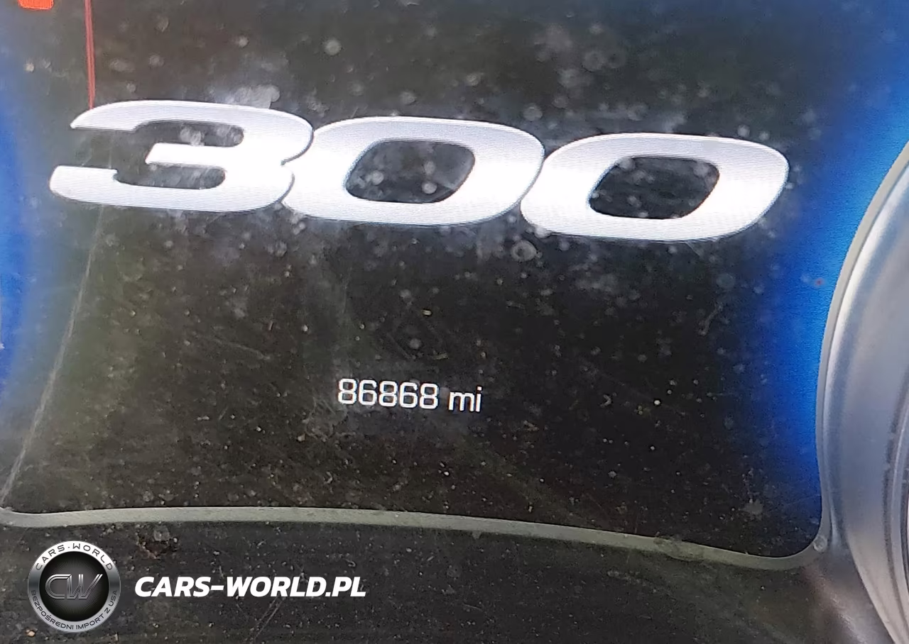 2020 Chrysler 300 Limited VIN:2C3CCAEGXLH103009 - 15