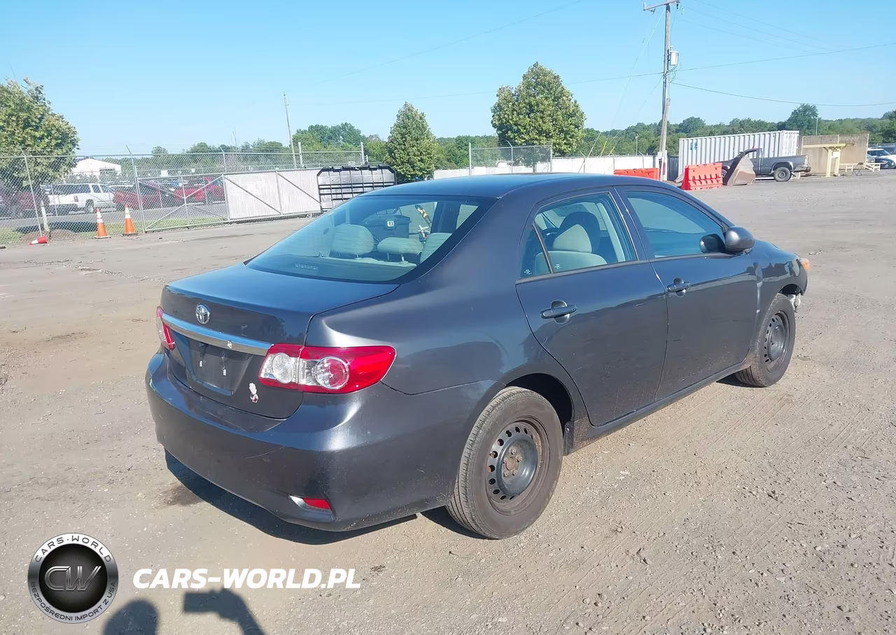 2013 Toyota Corolla L VIN:2T1BU4EEXDC058444 - 4