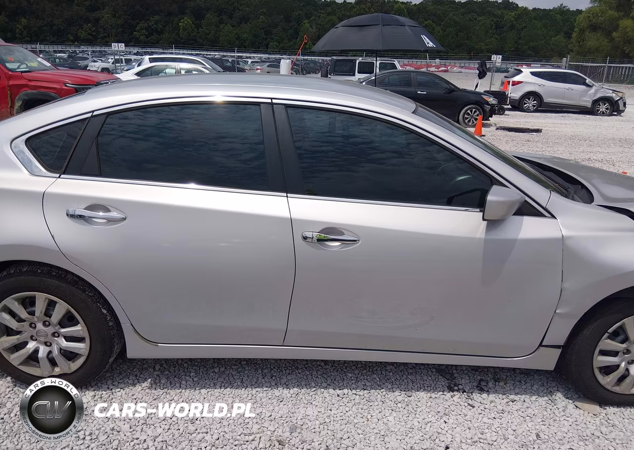 2014 Nissan Altima 2.5 S VIN:1N4AL3AP5EN364553 - 13