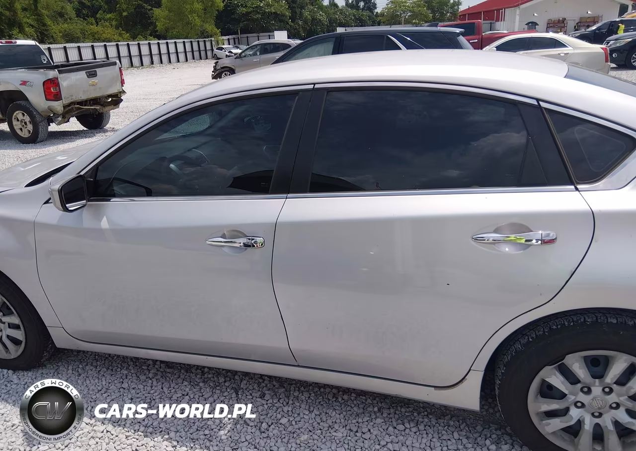 2014 Nissan Altima 2.5 S VIN:1N4AL3AP5EN364553 - 14