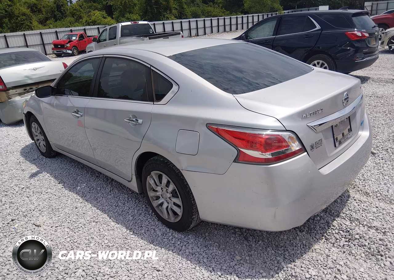 2014 Nissan Altima 2.5 S VIN:1N4AL3AP5EN364553 - 3