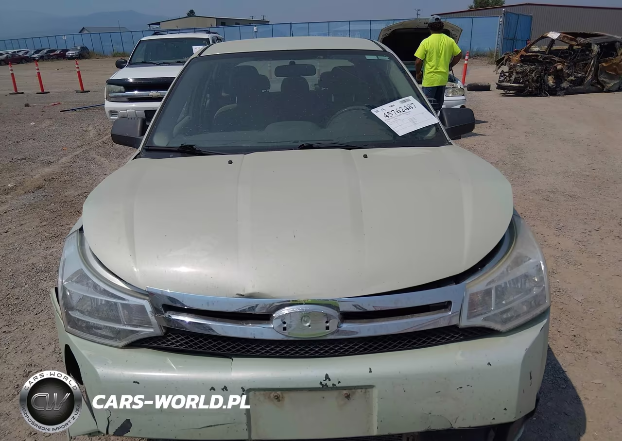 2010 Ford Focus S VIN:1FAHP3EN1AW153088 - 13