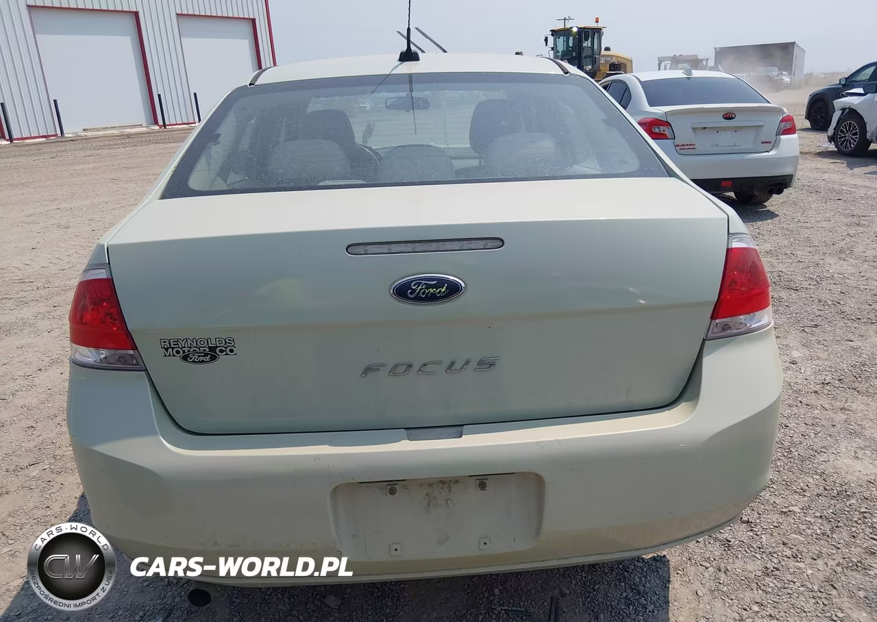 2010 Ford Focus S VIN:1FAHP3EN1AW153088 - 17