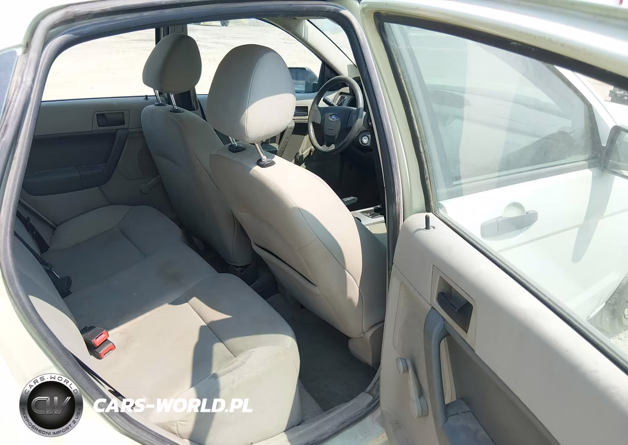 2010 Ford Focus S VIN:1FAHP3EN1AW153088 - 8