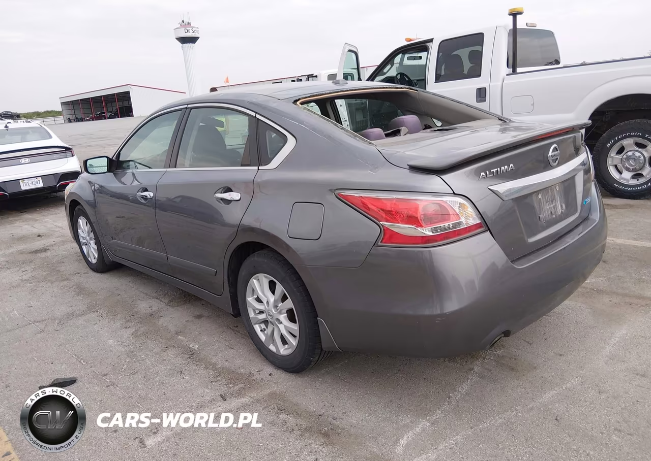 2014 Nissan Altima 2.5 S VIN:1N4AL3AP0EC177636 - 3