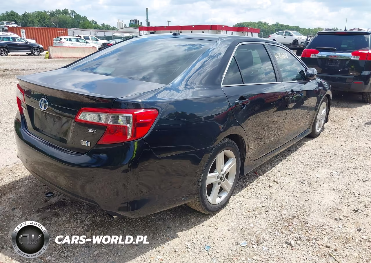 2014 Toyota Camry Hybrid Se Limited Edition VIN:4T1BD1FK2EU132491 - 4