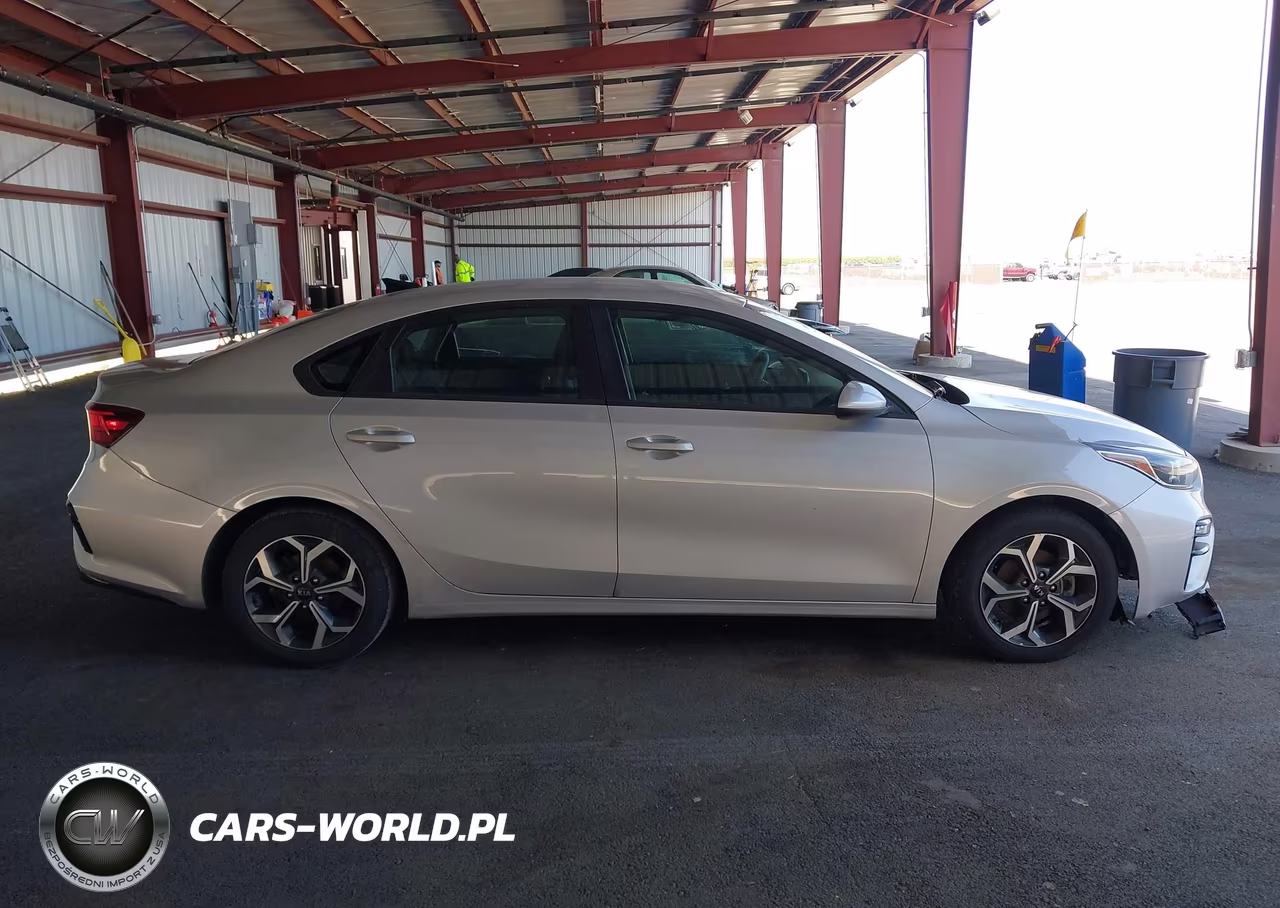 2021 Kia Forte Lxs VIN:3KPF24AD3ME316633 - 14