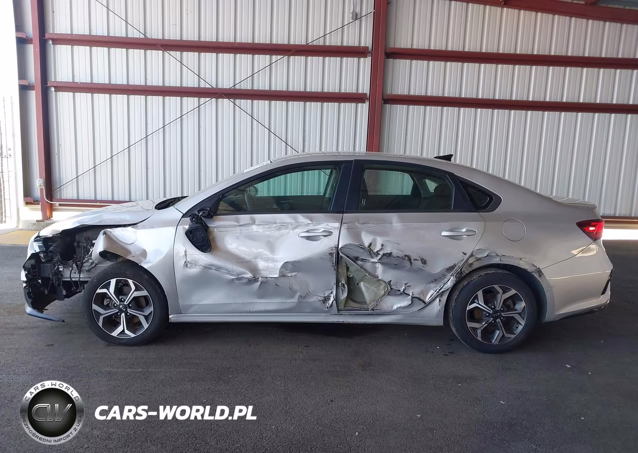 2021 Kia Forte Lxs VIN:3KPF24AD3ME316633 - 15