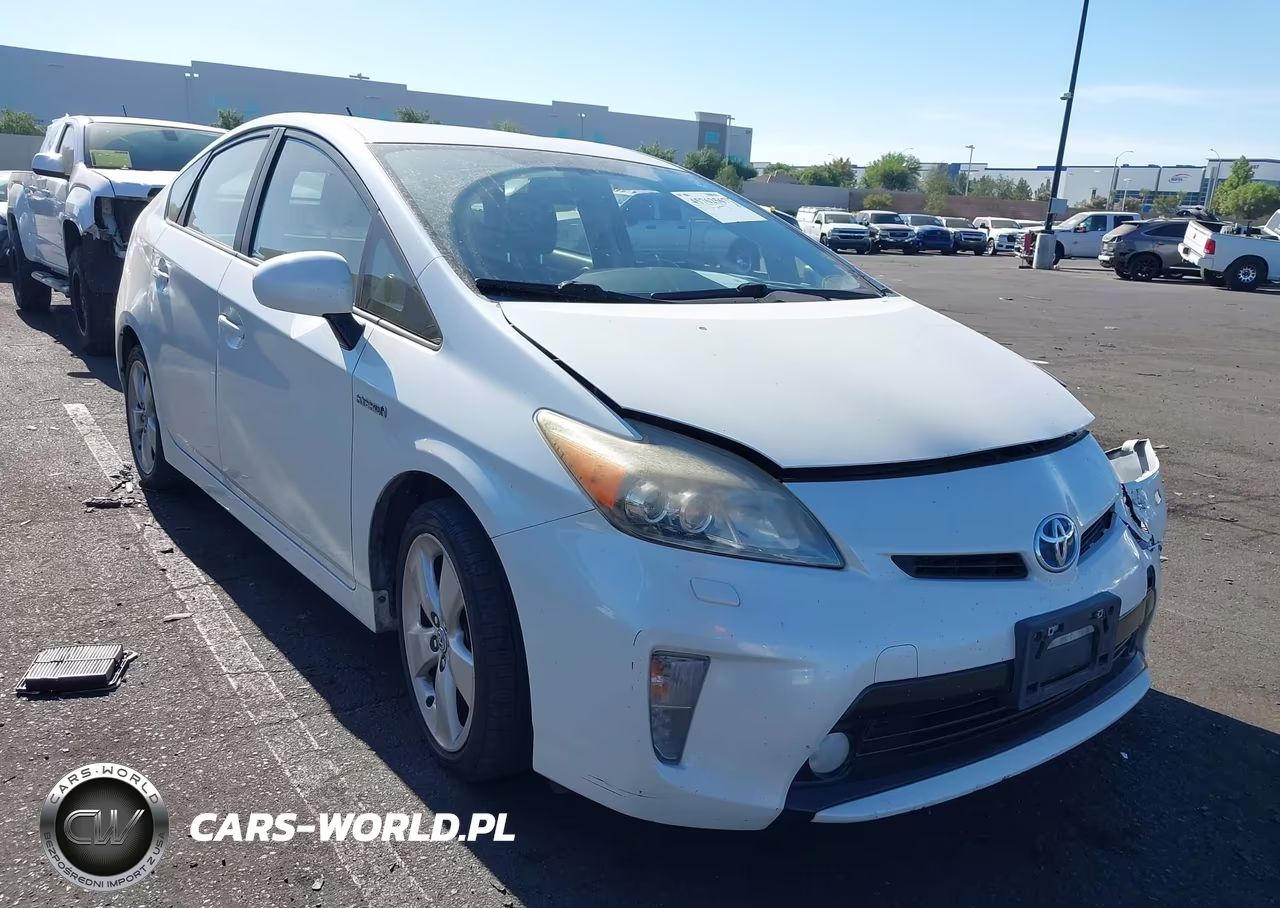 2014 Toyota Prius Five – zdjęcie 1 z 18