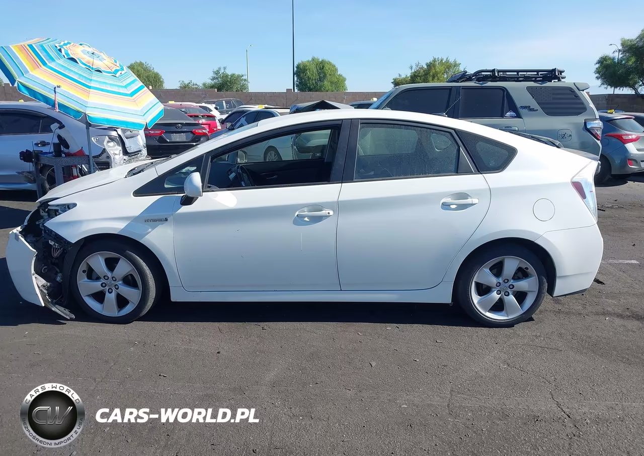 2014 Toyota Prius Five VIN:JTDKN3DU9E1767761 - 14