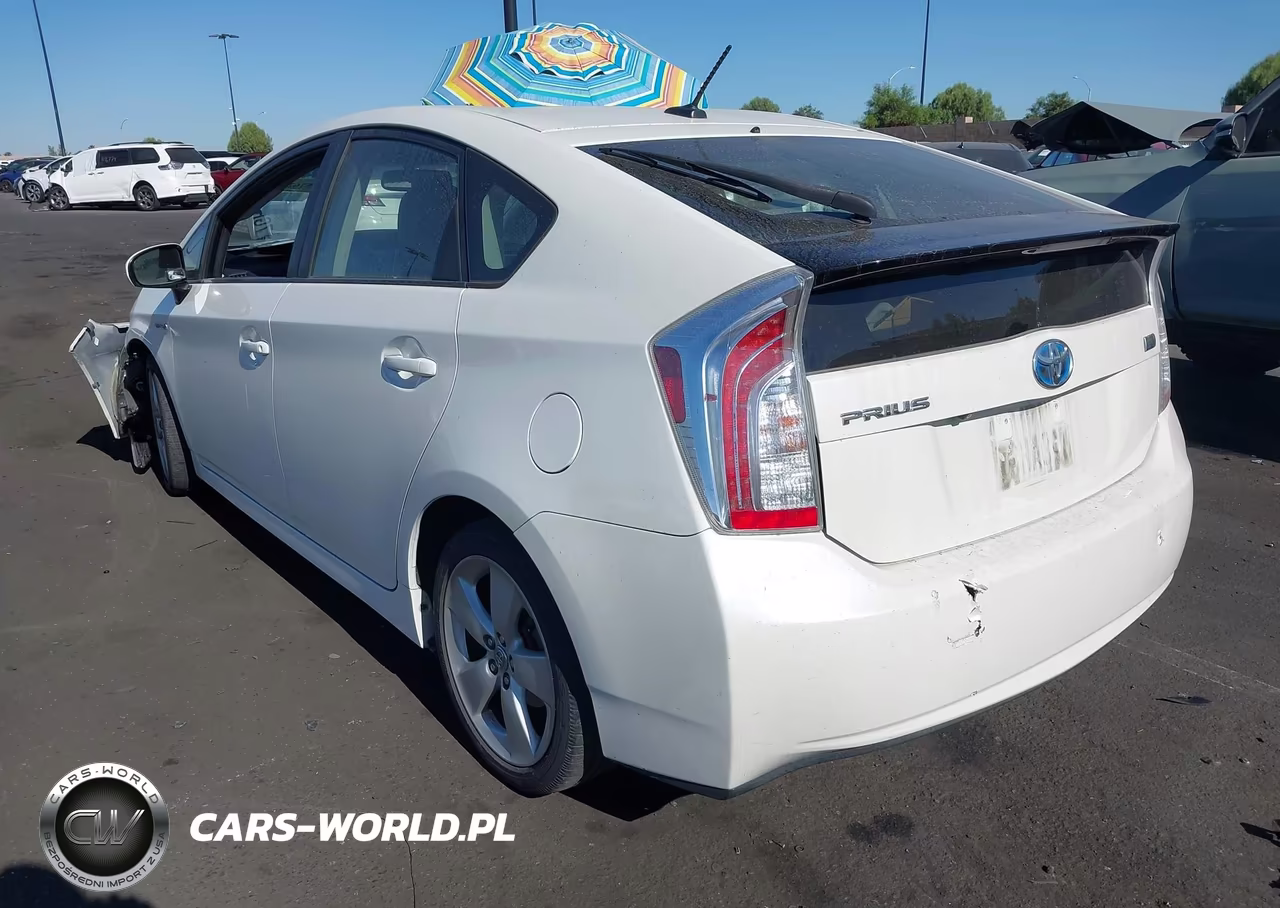 2014 Toyota Prius Five VIN:JTDKN3DU9E1767761 - 3