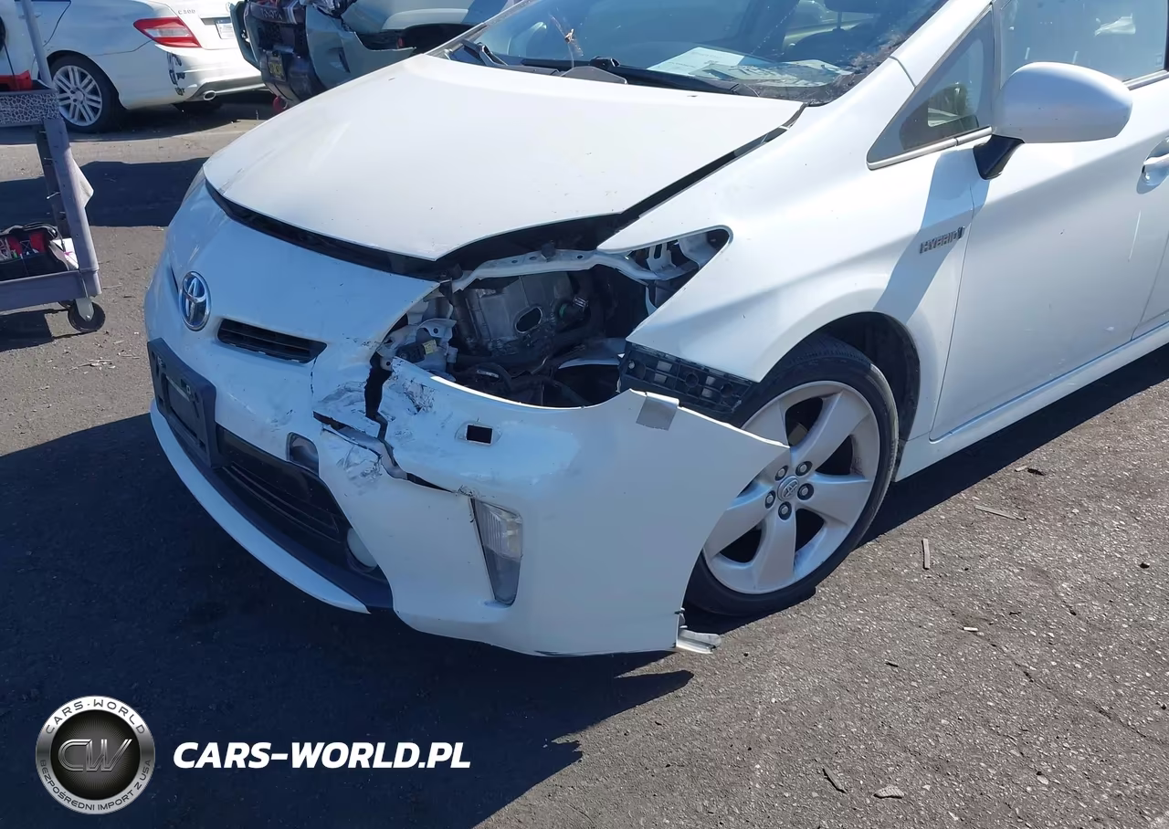 2014 Toyota Prius Five VIN:JTDKN3DU9E1767761 - 6