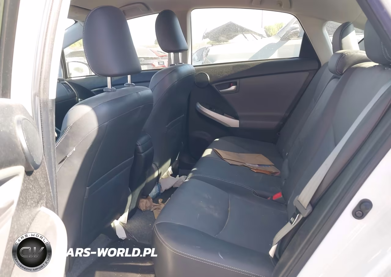 2014 Toyota Prius Five VIN:JTDKN3DU9E1767761 - 8