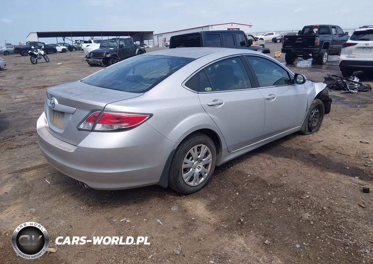 2010 Mazda Mazda6 I Sport VIN:1YVHZ8BH8A5M24633 - 4