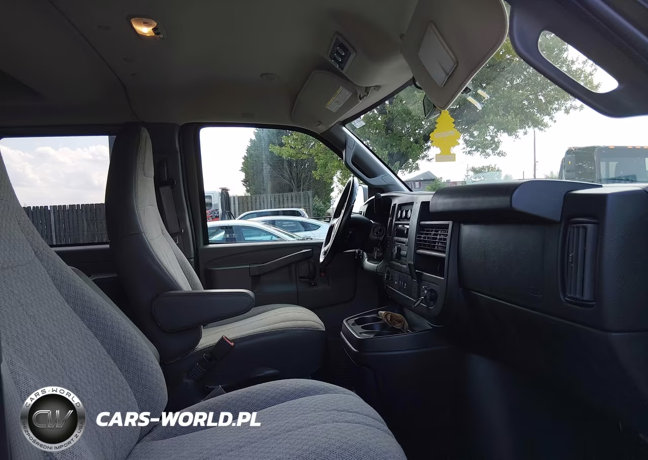 2017 Chevrolet Express 3500 Lt VIN:1GAZGPFF1H1265547 - 5