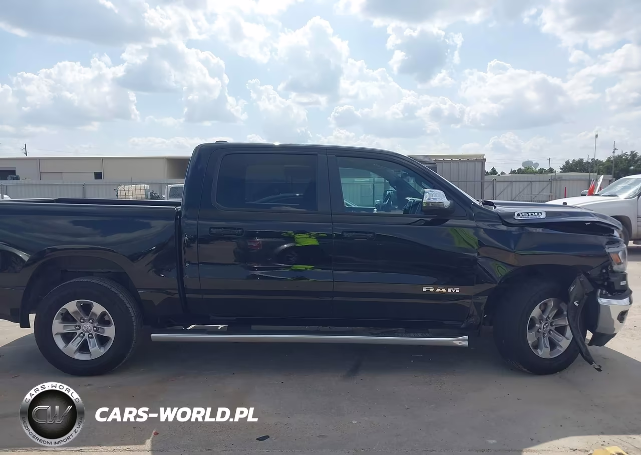2024 Ram 1500 Laramie 4X4 5'7 Box VIN:1C6SRFJT7RN110738 - 13